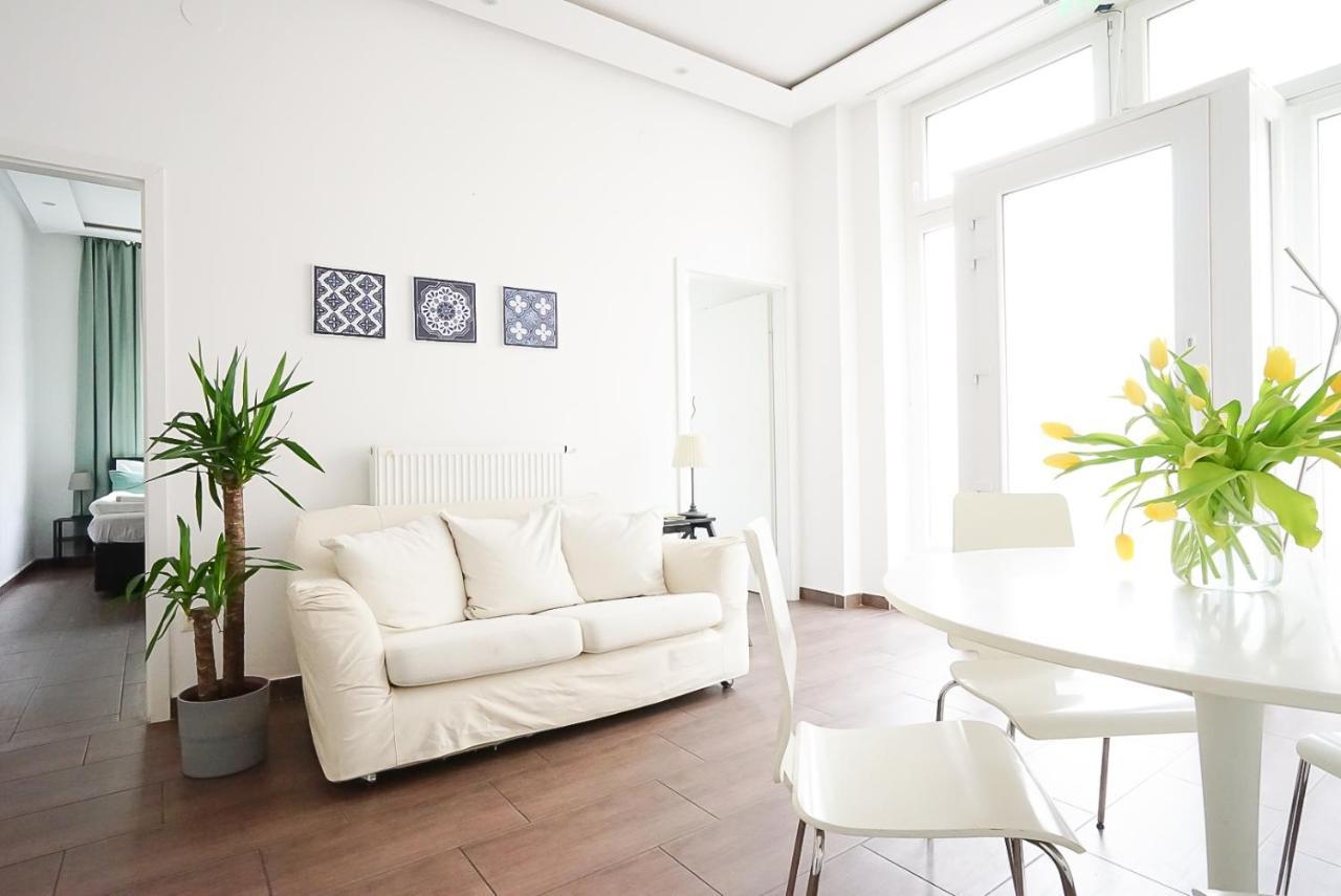 Wonderful Big Apartment Near Yppen Market Bécs Kültér fotó
